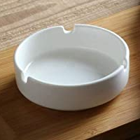 Porcelán hamutartók