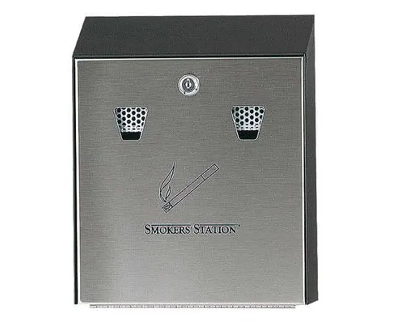 Rubbermaid kültéri fali cigaretta csikkgyűjtő, fekete-ezüst