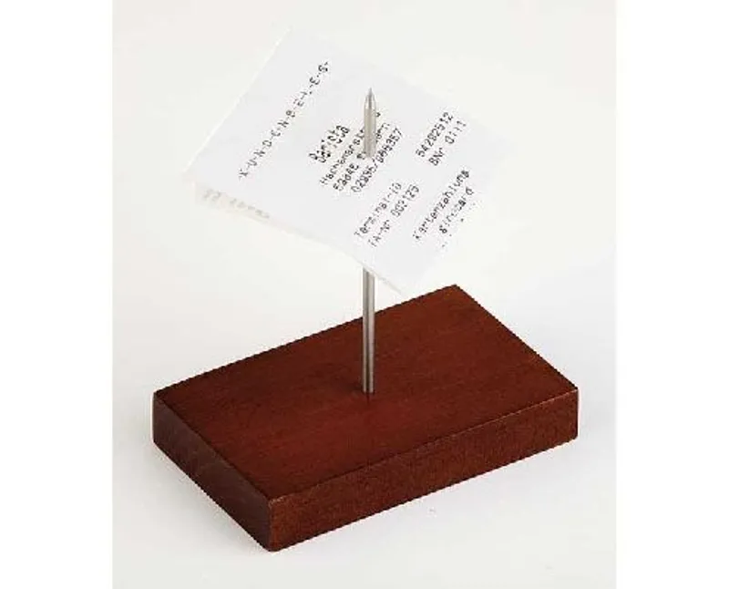 Fa blokk felszúró acél tűvel 9 x 5,5 x 10,5 cm